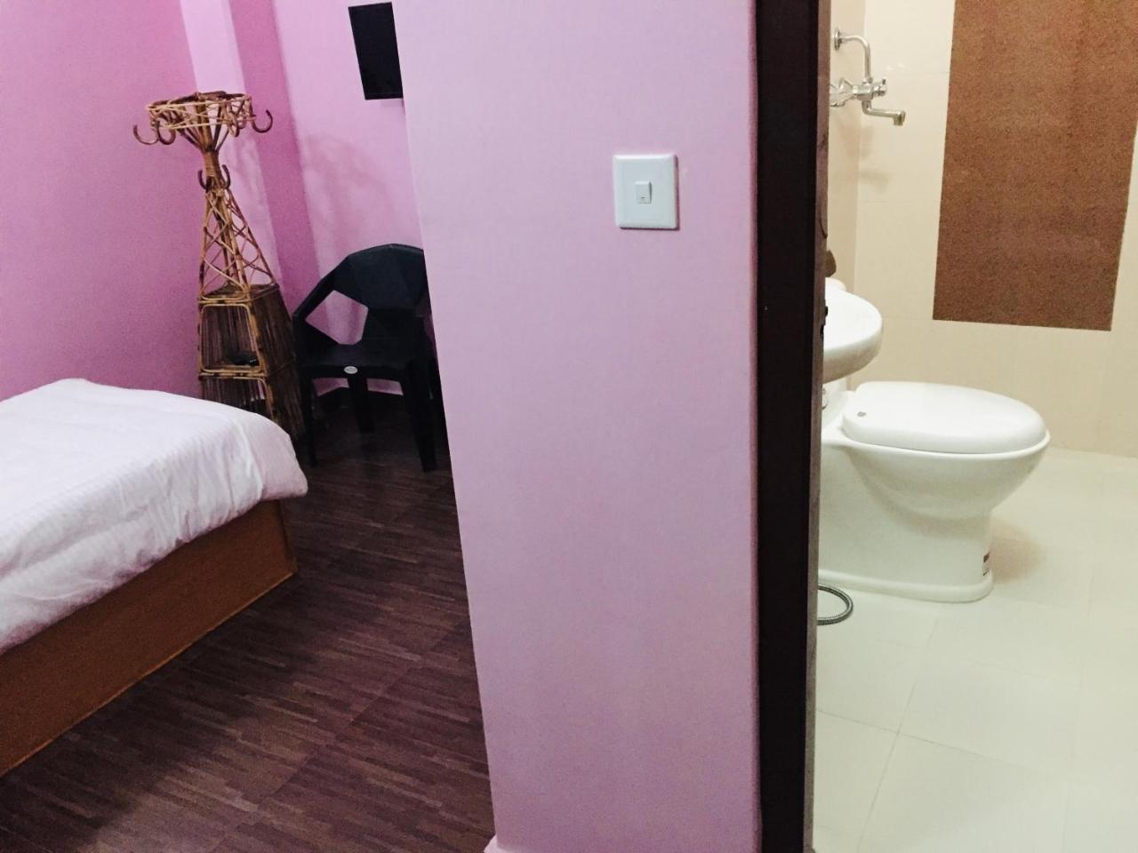 Obey Guest House Pokhara Exterior foto